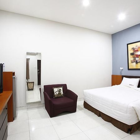 Reddoorz @ Menteng Jakarta Ngoại thất bức ảnh