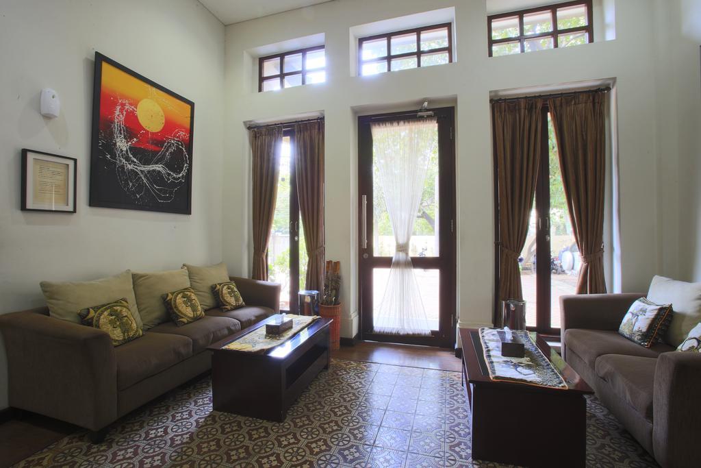 Reddoorz @ Menteng Jakarta Ngoại thất bức ảnh